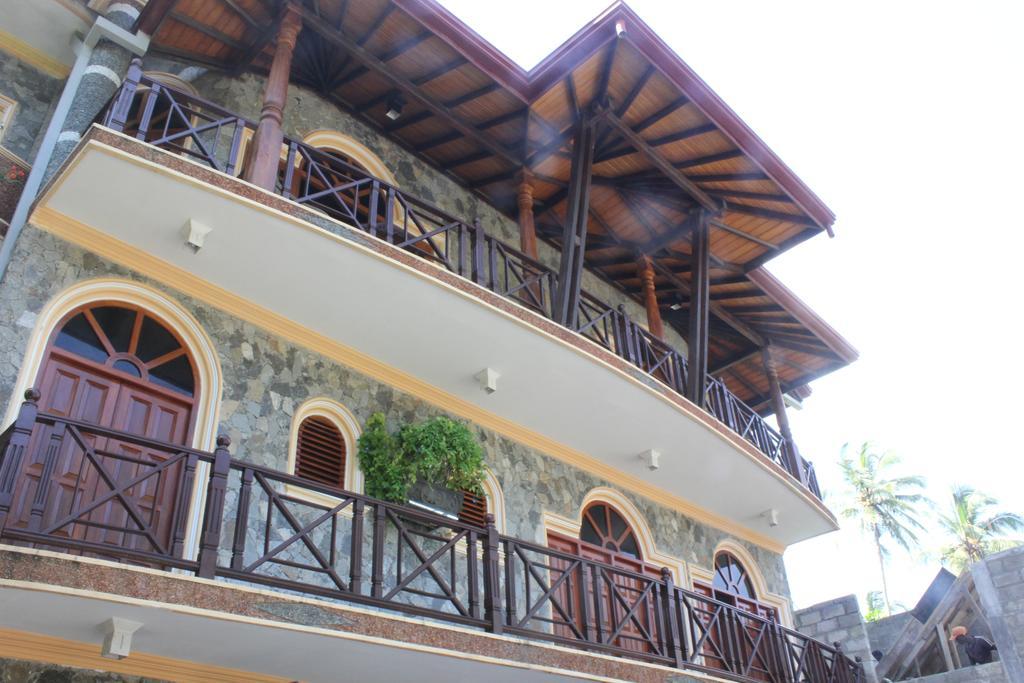 Warahena Beach Hotel Бентота Екстериор снимка
