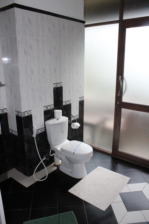 Warahena Beach Hotel Бентота Екстериор снимка